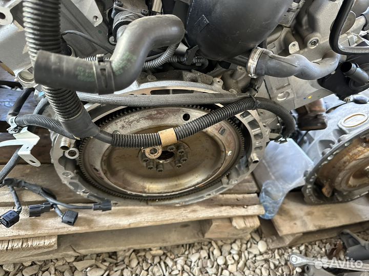 Мотор на Мерседес 273. 5.5