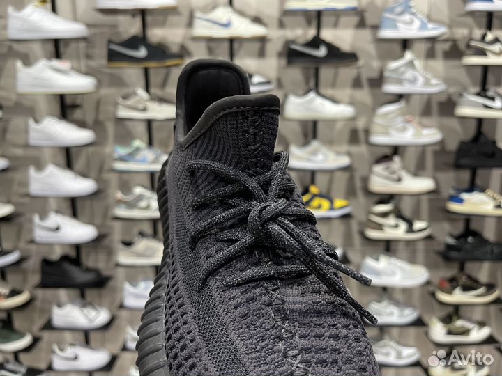 Кроссовки Adidas Yeezy Boost 350 V2 Black