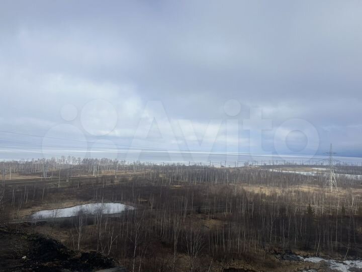 2-к. квартира, 54 м², 3/3 эт.