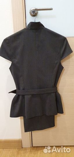 Брючный костюм женский