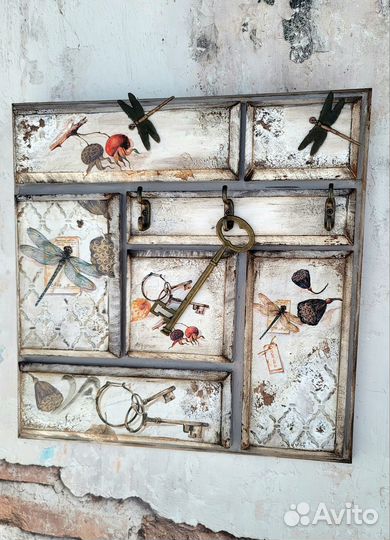 Ключница настенная 