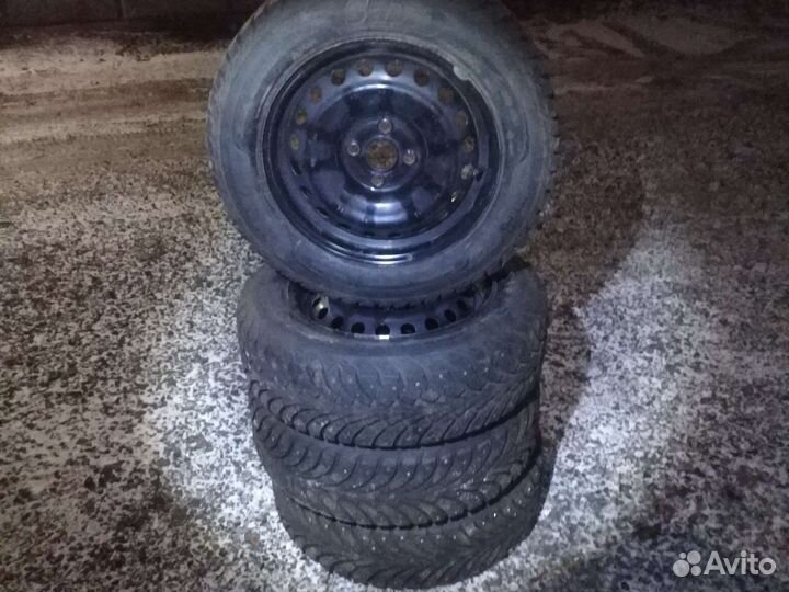 R15 Sava Eskimo Ice 185/65, PCD 4x100 DIA 54.1