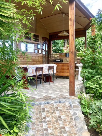 2-к. квартира, 80 м², 1/3 эт.