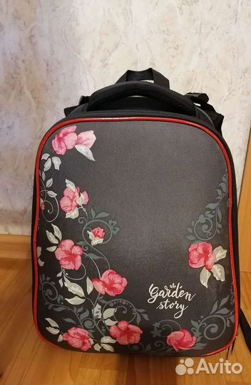 Рюкзак для девочки школьный