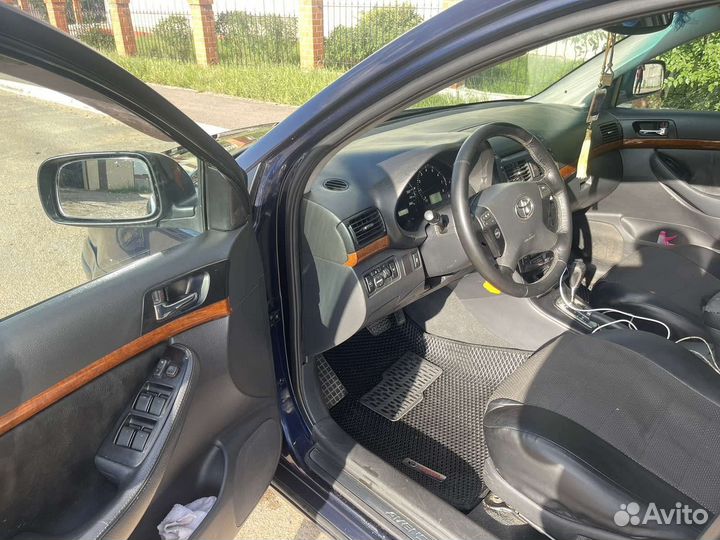 Toyota Avensis, 2006
