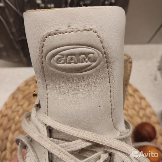 Коньки фигурные GAM размер 34-35