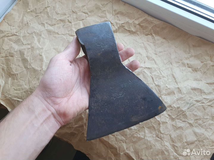 Топор 1982 год