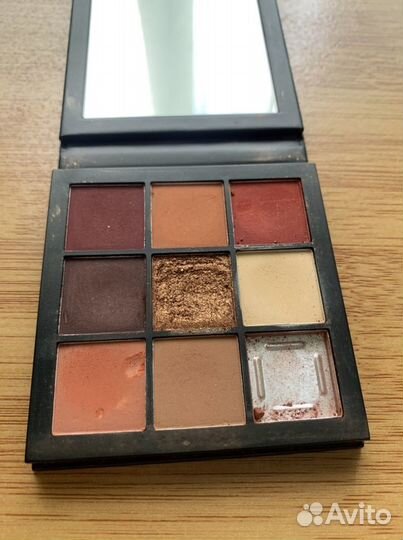 Huda beauty тени warm brown obsessions