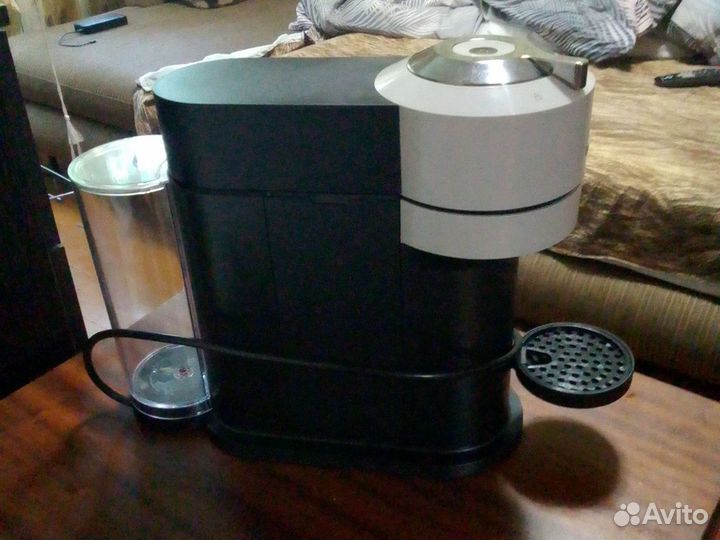 Продам кофе машину,капсульная