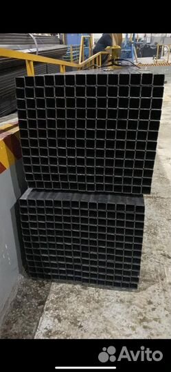 Труба профильная со склада завода 40х40х3,0мм 6м