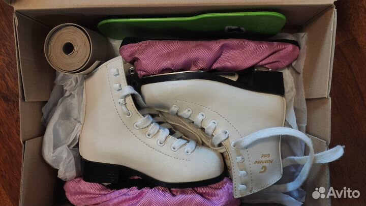 Коньки фигурные graff размер 28