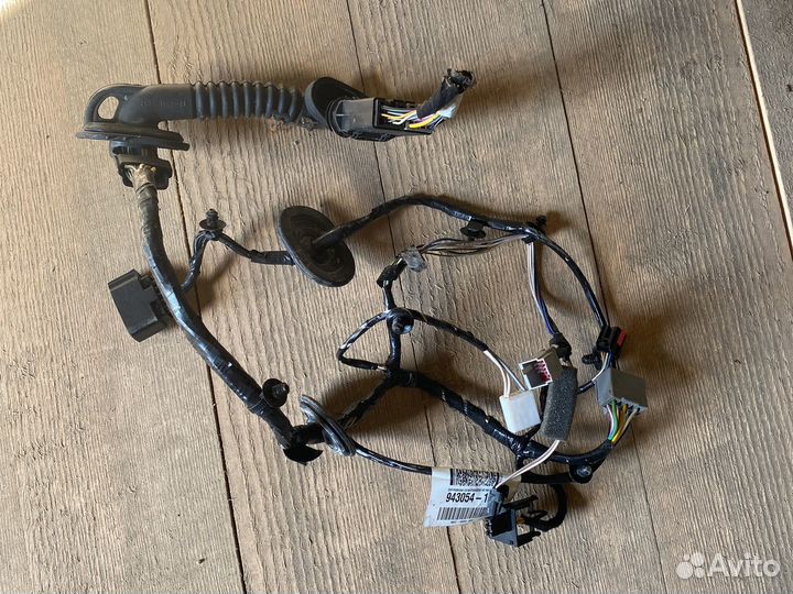 Проводка двери передней левой ford Focus 2 08-11