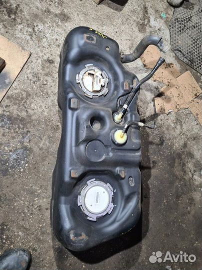 Бак топливный Nissan Juke F15 1.6 DDT 2011