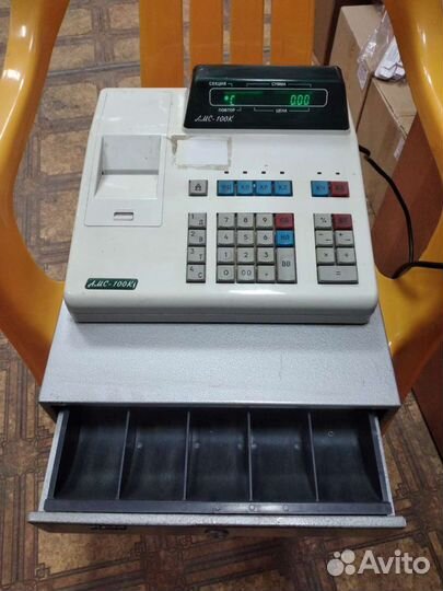 Кассовый аппарат амс - 100К