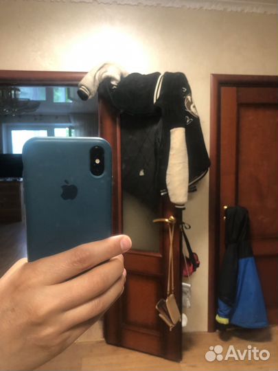 iPhone X, 256 ГБ