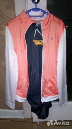 Новый спортивный костюм 10-12 лет