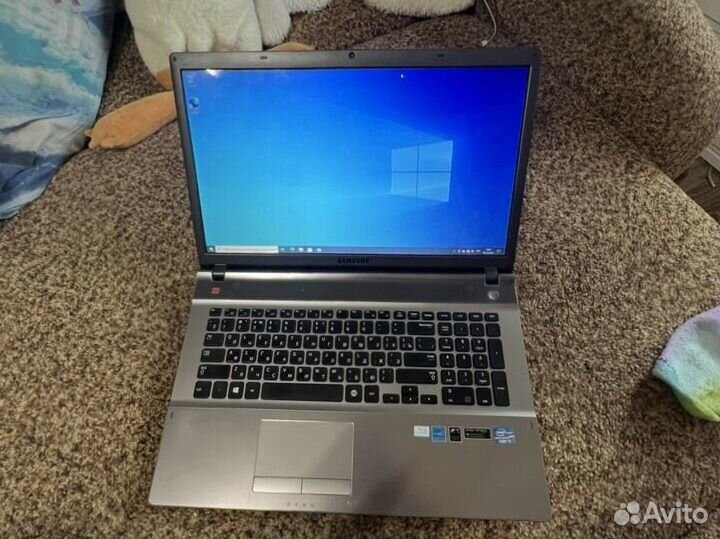Ноутбук Samsung i7