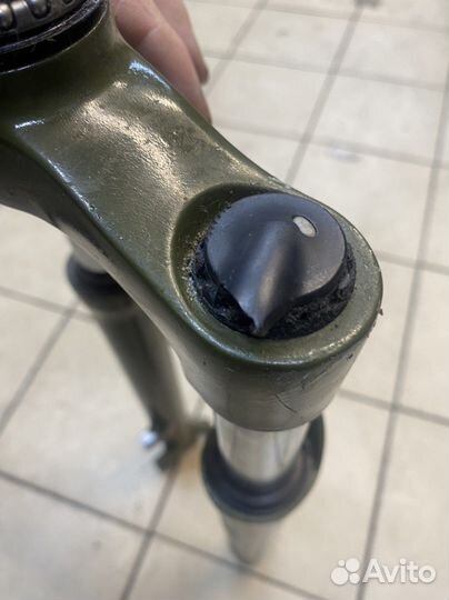 Вилка suntour 26 с блокировкой