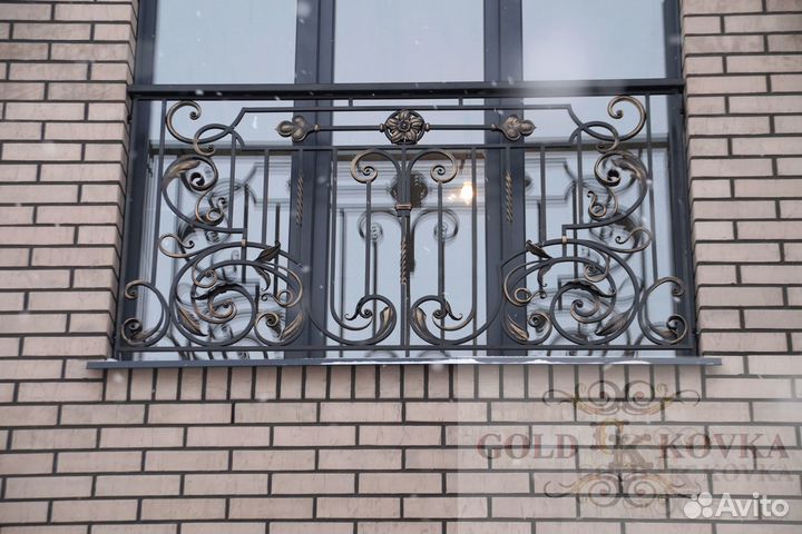 Решетка на окно кованая