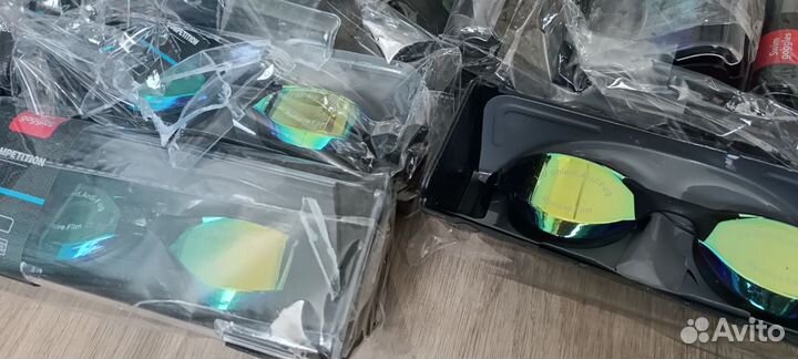Продам очки для плавания