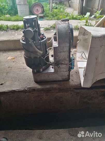 Мясорубка электрическая