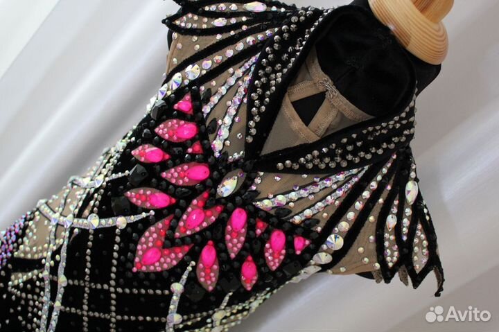 Купальник для художественной гимнастики