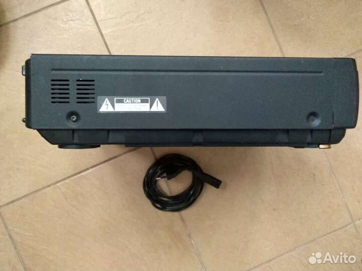 Видеомагнитофон Aiwa XE-100