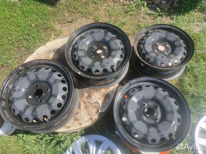 Диски штампованные r15 Solaris 2018