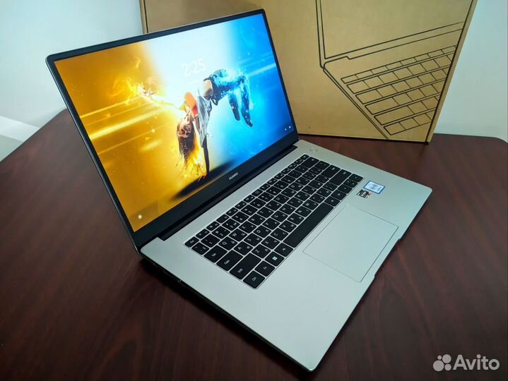 Huawei MateBook / Ryzen 7 / SSD - 512 Gb