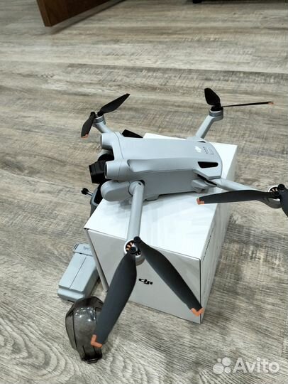 Квадрокоптер dji