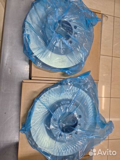 Диск тормозной передний левый Porsche Cayenne E3