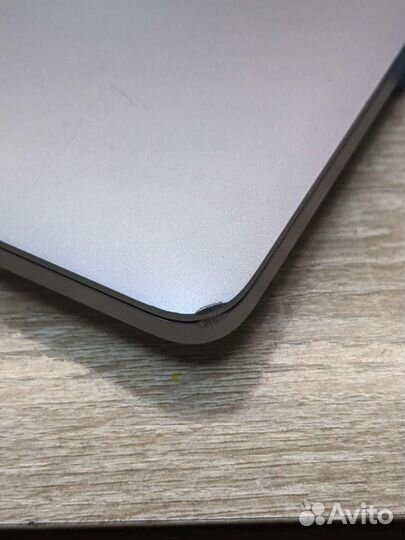 Macbook pro 13 2018 touch bar i5/8/512gb