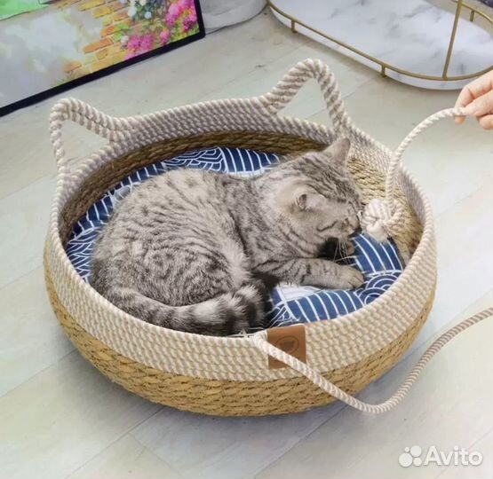 Лежанка для собак и кошек
