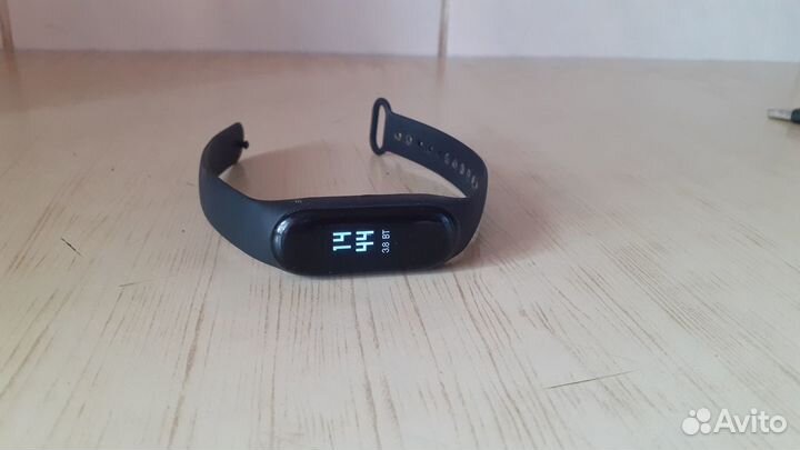 Смарт-часы наруч. водонепрониц. xiaomi mi band 4