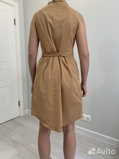 Платье бежевого цвета, размер 46 M
