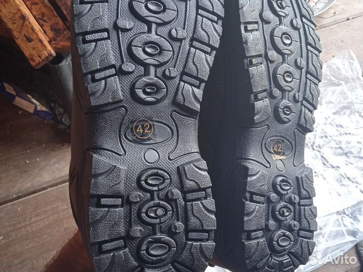 Ботинки мужские 42