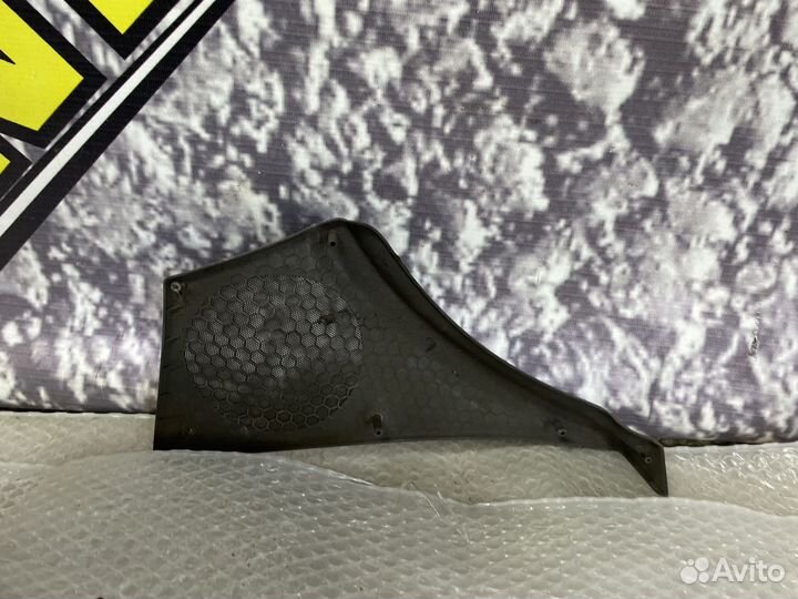 Накладка на обшивке двери правой Laguna 2 Лагуна