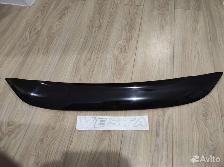 Дефлектор капота LADA vesta