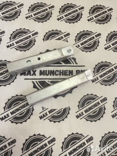 Крепление нижнего усилителя Bmw g20 Бмв г20