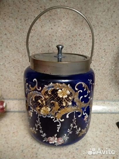 Антикварная бисквитница