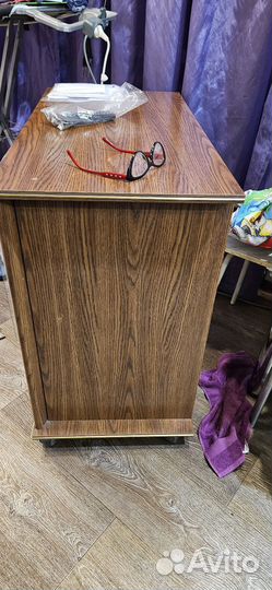 Тумбочка
