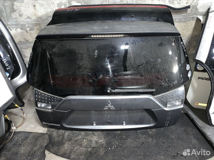 Дверь 5-я c Mitsubishi Outlander CW5W 4B12