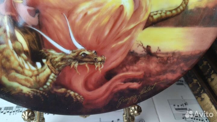 Декоративная коллекционная тарелка 