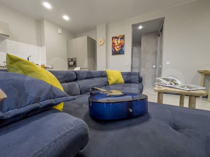 2-к. квартира, 65 м², 8/9 эт.