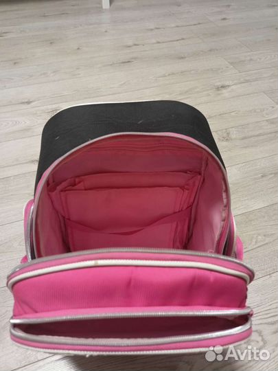 Рюкзак школьный