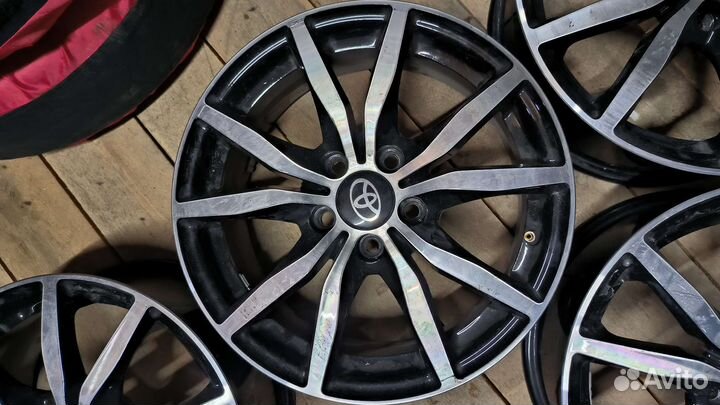 Диски на Тойоту приус 2017 года выпуска