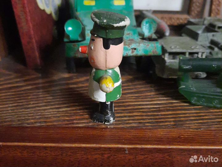 Игрушка колкий пластик СССР 