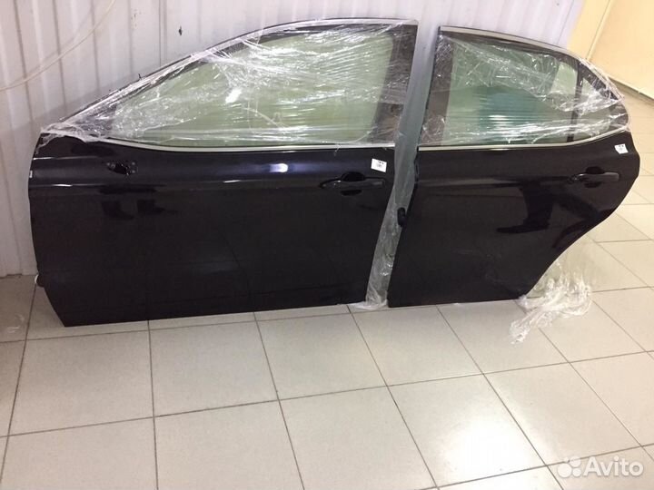 Дверь левая Тойота Камри в 70 Camry V70