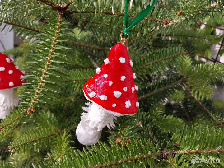 Ватная елочная игрушка мухомор