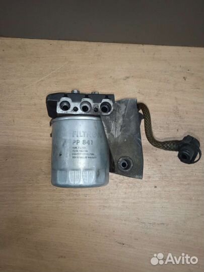 Кронштейн топливного фильтра Mercedes W638 Vito